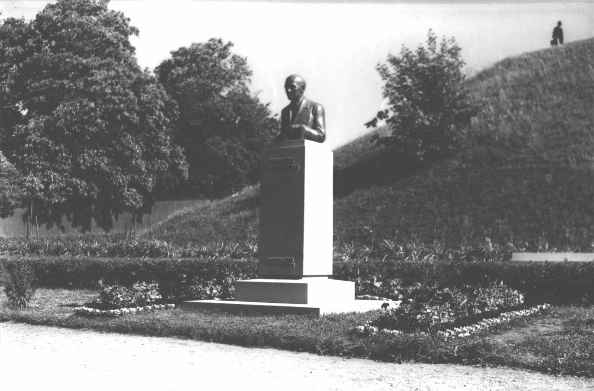 Foto: kuupäev, autor?