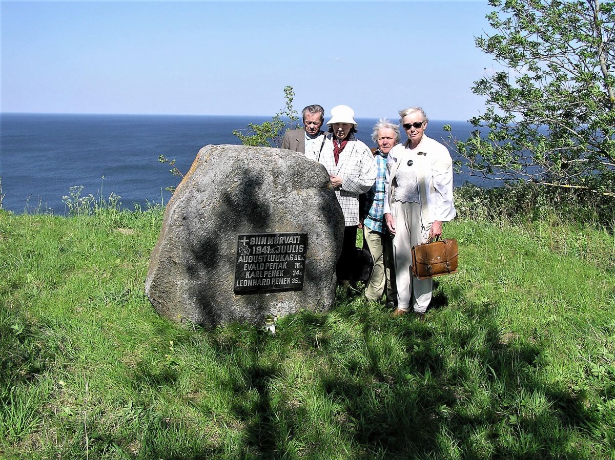 Aasta, autor, kes on fotol?